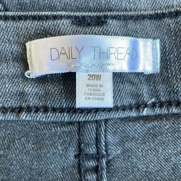NWT Daily Thread Charcoal Grey Jeans. 20W - Picture 8 of 9